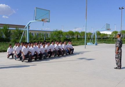 公司員工軍訓(xùn)