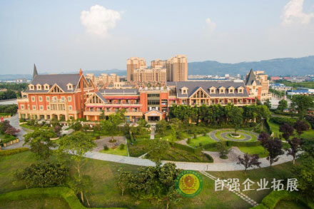 成都蒲江英瀾河畔拓展培訓基地